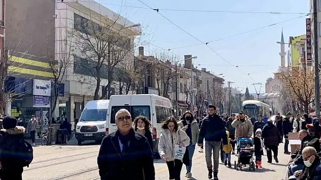 Bahar sonunda yüzünü gösterdi