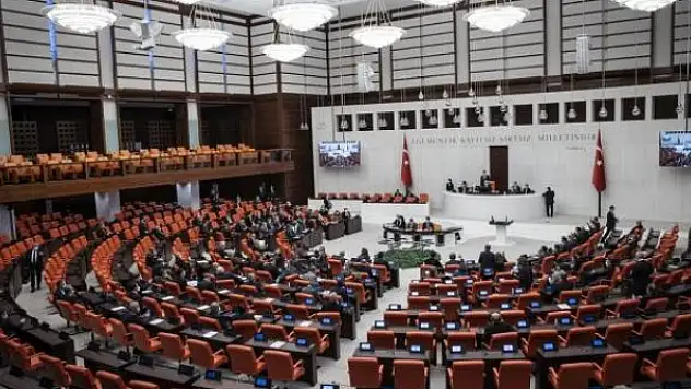'Vergi ve ekonomi paketi' görüşmeleri TBMM Plan ve Bütçe Komisyonu'nda başladı