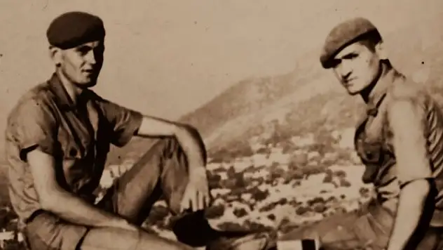 Kıbrıs gazilerinden 48 yıl sonra aynı yerde aynı poz