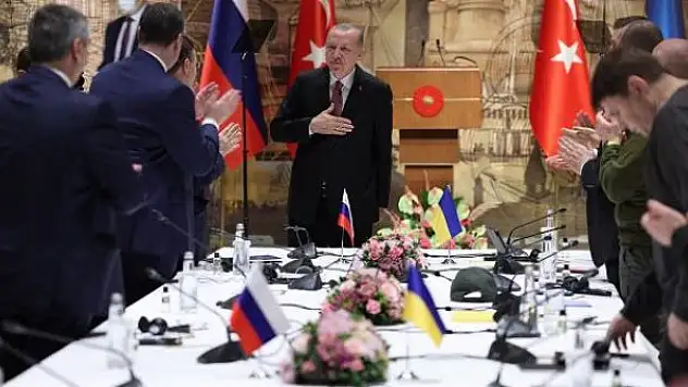 Rusya'dan 'İstanbul' açıklaması: Ukrayna'nın Rusya ile normal ilişki kurmasına zemin oluşturdu