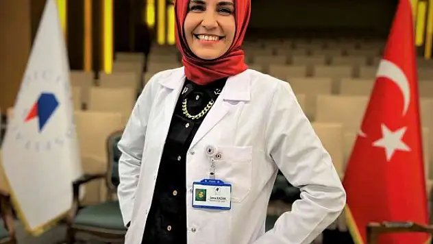 'İftar ile sahur arasında 2,5 litre su içilmeli'