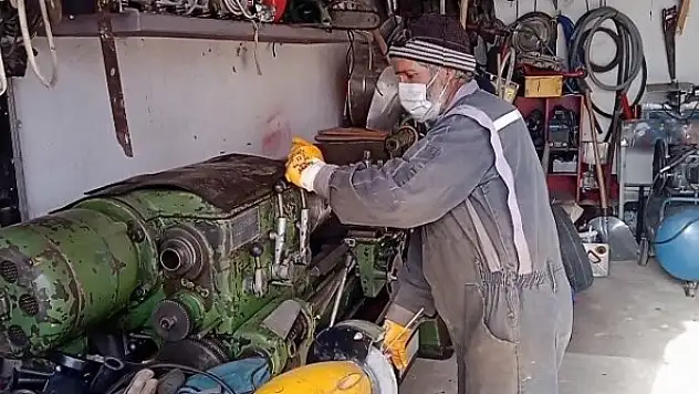 Çocukluk hayalini gerçekleştirip tamir atölyesi kurdu