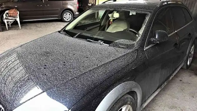Toz taşımı, araçların üstünü çamur edince oto yıkamacılar hareketlendi