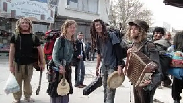 Genelde memurlar tatil yapıyor