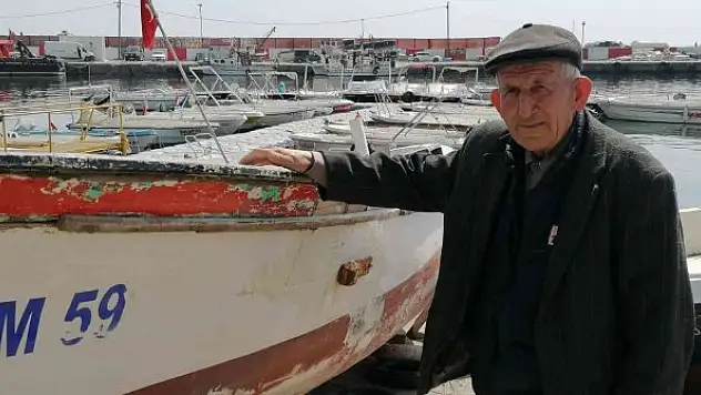 Denizden çekildi ama limandan ayrılamıyor