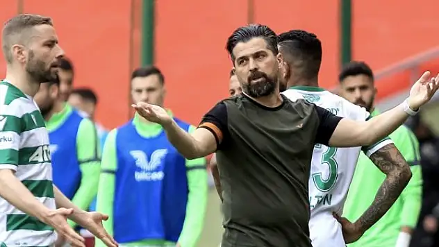 İlhan Palut, Göztepe maçında gençlere neden şans vermediğini açıkladı