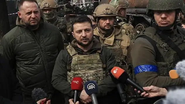 Ukrayna Devlet Başkanı Vladimir Zelenskiy: Sokaklardan ve bodrumlardan ceset çıkarılıyor!