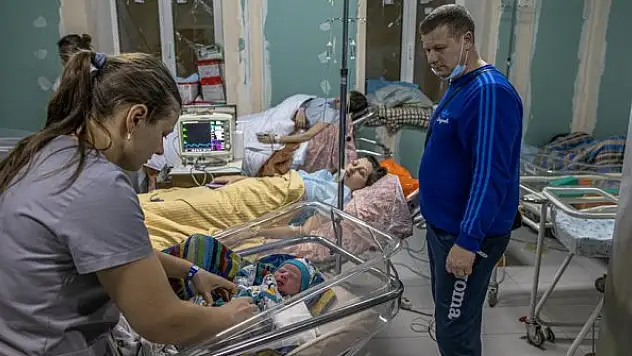 Ukrayna'da yeni doğan çocuklara anti-tank füzesi Javelin adı verildi