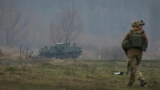Çekya, Ukrayna'ya tank ve zırhlı personel taşıyıcı gönderdi