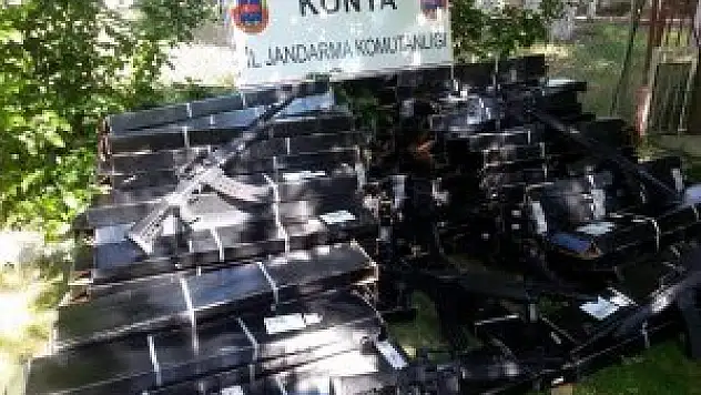 Kargoyla tüfek sevkiyatı jandarmaya takıldı