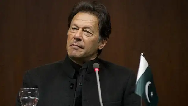 Eski Pakistan Başbakanı Khan hastaneden taburcu oldu