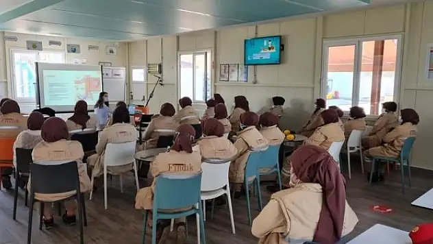 Fabrikalarda kansere farkındalık eğitimi düzenlendi