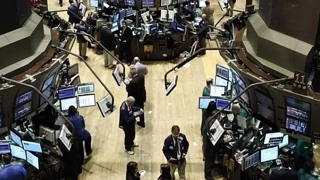 Küresel piyasalar yeni haftaya negatif başladı