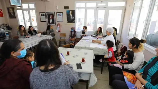 Hukuk işleri kadınlardan sorulacak