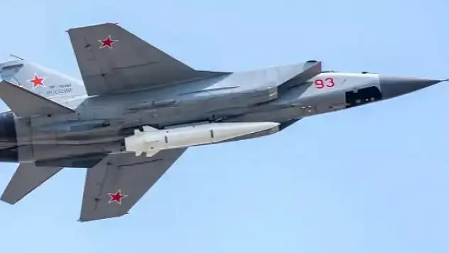 Rusya duyurdu: Kinjal füzesi ile Ukrayna'yı vurduk!