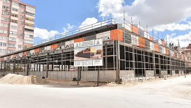 Karatay'da GES projeli kapalı pazar marketlerin yapımında sona gelindi