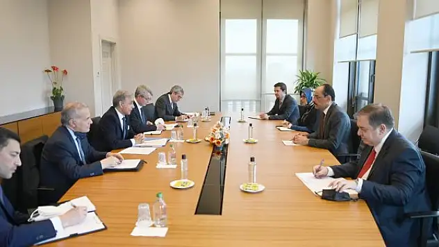 Sözcü Kalın, İtalya Dışişleri Genel Sekreteri Sequi ile bir araya geldi