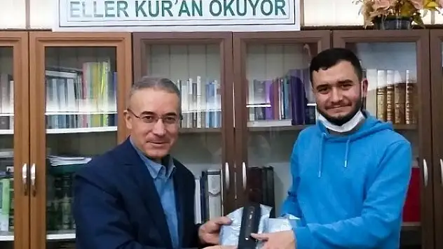 'Konuşan Eller Kur'an Okuyor' projesi