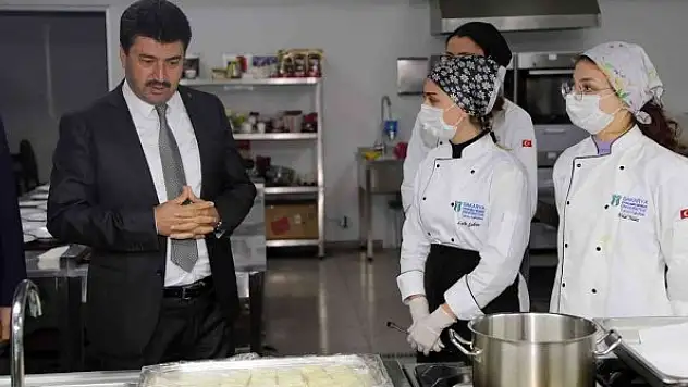 Öğrenciler tecrübelerini iftar yemeğiyle pekiştirdi