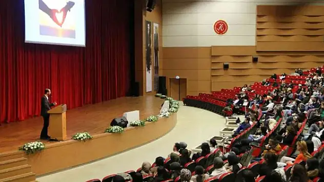 'Davranışsal bağımlılık hayattan koparabilir'