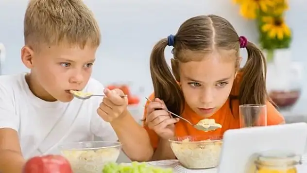 'Tabletle yemek yemek çocuklarda obezite nedeni'