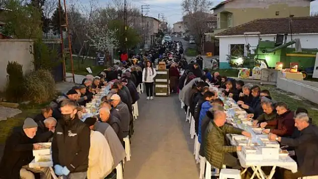 Kırsal mahallelerde 'Gönül Sofraları' kuruldu