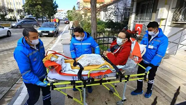 Evde bakım hizmetleri ile 208 bin 750 tıbbi müdahale