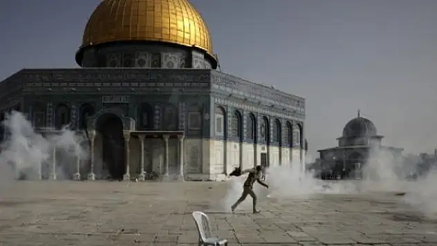 AB: Mescid-i Aksa olaylarını endişeyle takip ediyoruz