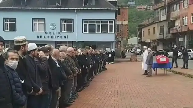 Kıbrıs Gazisi son yolculuğuna uğurlandı