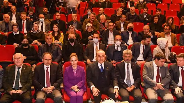 Bakan Çavuşoğlu: Ekonominin merkezi Asya'ya doğru kayıyor