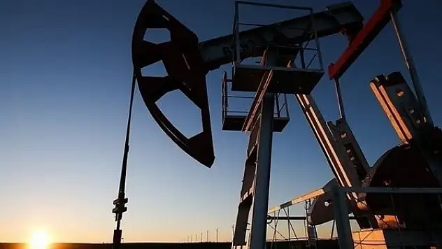 Brent petrolün varil fiyatında artış