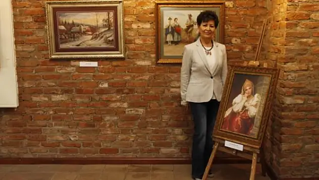 Bu tablolarda boya da yok fırça da