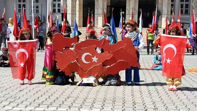 Adıyaman'da 23 Nisan büyük bir coşkuyla kutlandı