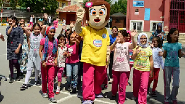 KOMEK yaz okulu coşkuyla başladı