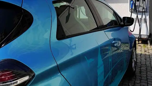 Elektrikli araçlar için hızlı şarj istasyonu hibe müracaatları başladı