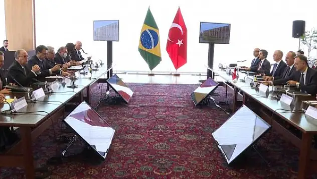  Çavuşoğlu, Brezilya'da Yüksek Düzeyli İşbirliği Toplantısına katıldı