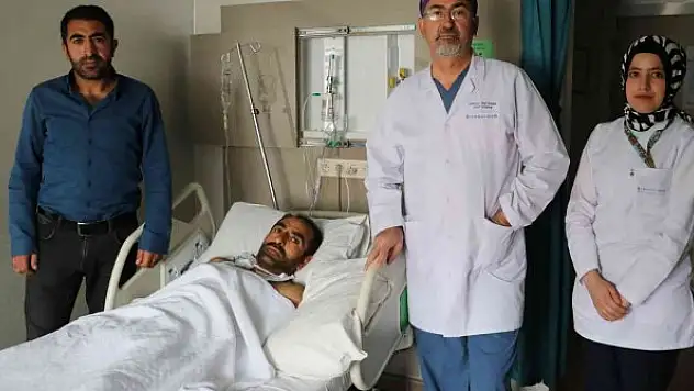 15 ünite kanla hayata tutundu