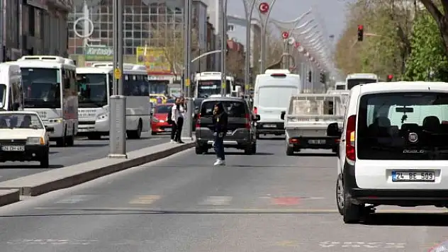 Taşıt sayısı arttı, kilometre azaldı