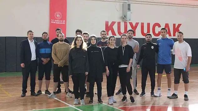 Polis ve bekçi olmak isteyenler bu kurslara yoğun ilgi gösteriyor