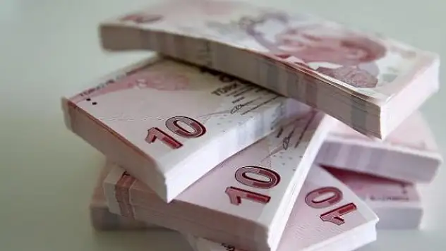 10 TL'lik yeni banknotlar bugünden itibaren tedavüle veriliyor