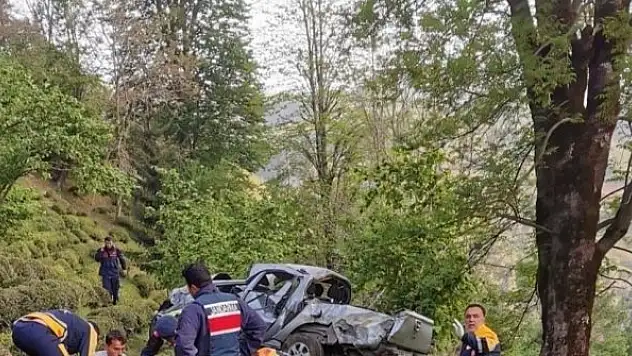 Trafik kazası: 1 ölü, 3 yaralı
