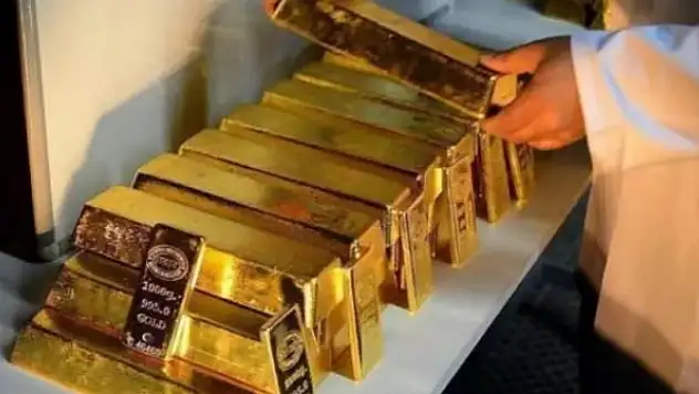 Altında Fed ve pandemi baskısı sürüyor