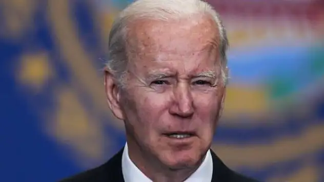 Biden komik olmaya devam ediyor