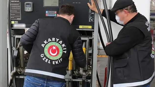 Akaryakıtta 3,3 milyar liralık kamu zararının önüne geçildi