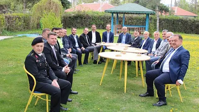Beyşehir protokolü şehit aileleri ve gazilerle bayramlaştı