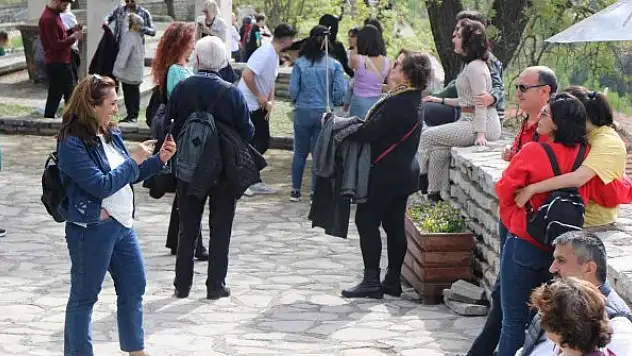 Safranbolu'da bayram kalabalığı esnafın yüzünü güldürdü