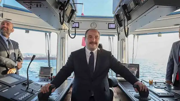 Bakan Varank: 'Türkiye geçen yıl 2 milyar dolarlık gemi ihracatına imza attı'