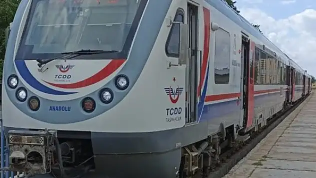 Diyarbakır-Batman treni yenilenen setleriyle yarın başlıyor