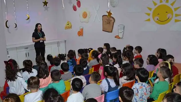 Sular Vatan Hastanesi'nden, 'Sağlık ellerimizde' etkinliği