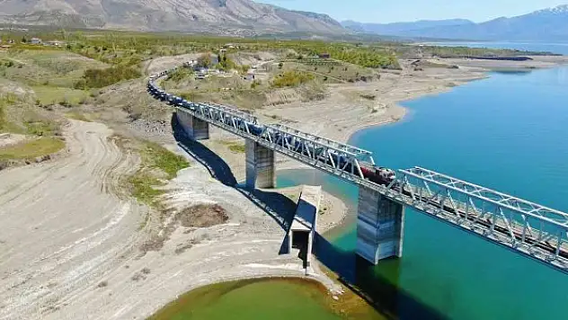 Türkiye'nin en uzun demir yolu köprüsü